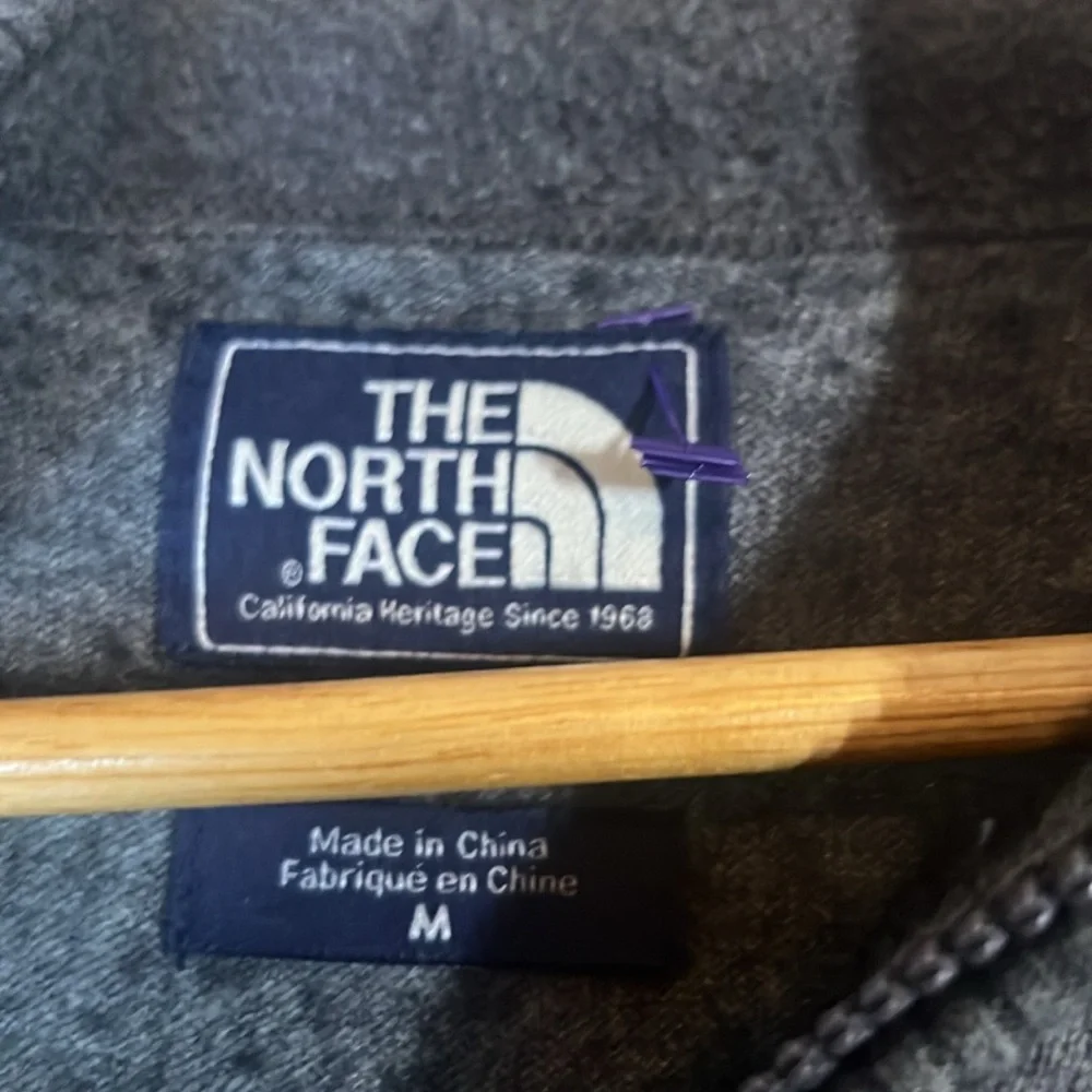 The North Face Men's Medium Gray 1/4 Zip Wool Blend Pullover Sweater EUC